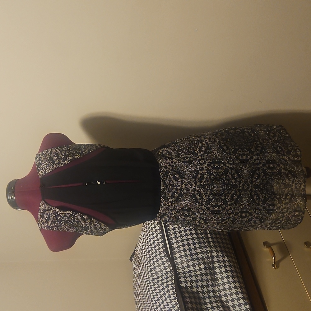 Black Patterned Dress - Picture 2 of 3